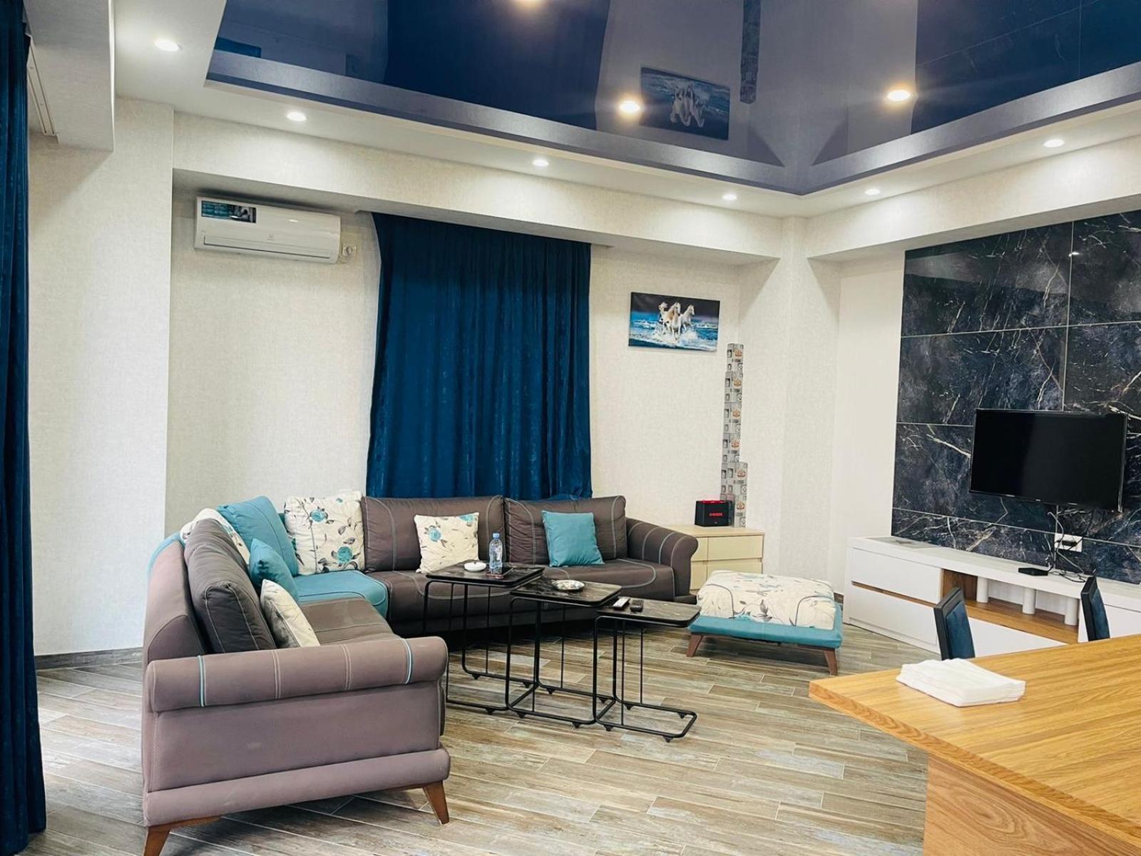 מלון טביליסי Pool House מראה חיצוני תמונה